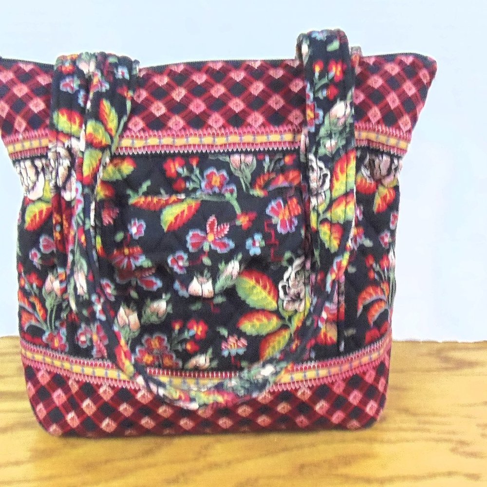 Vera Bradley  " Anastasia"  Tote